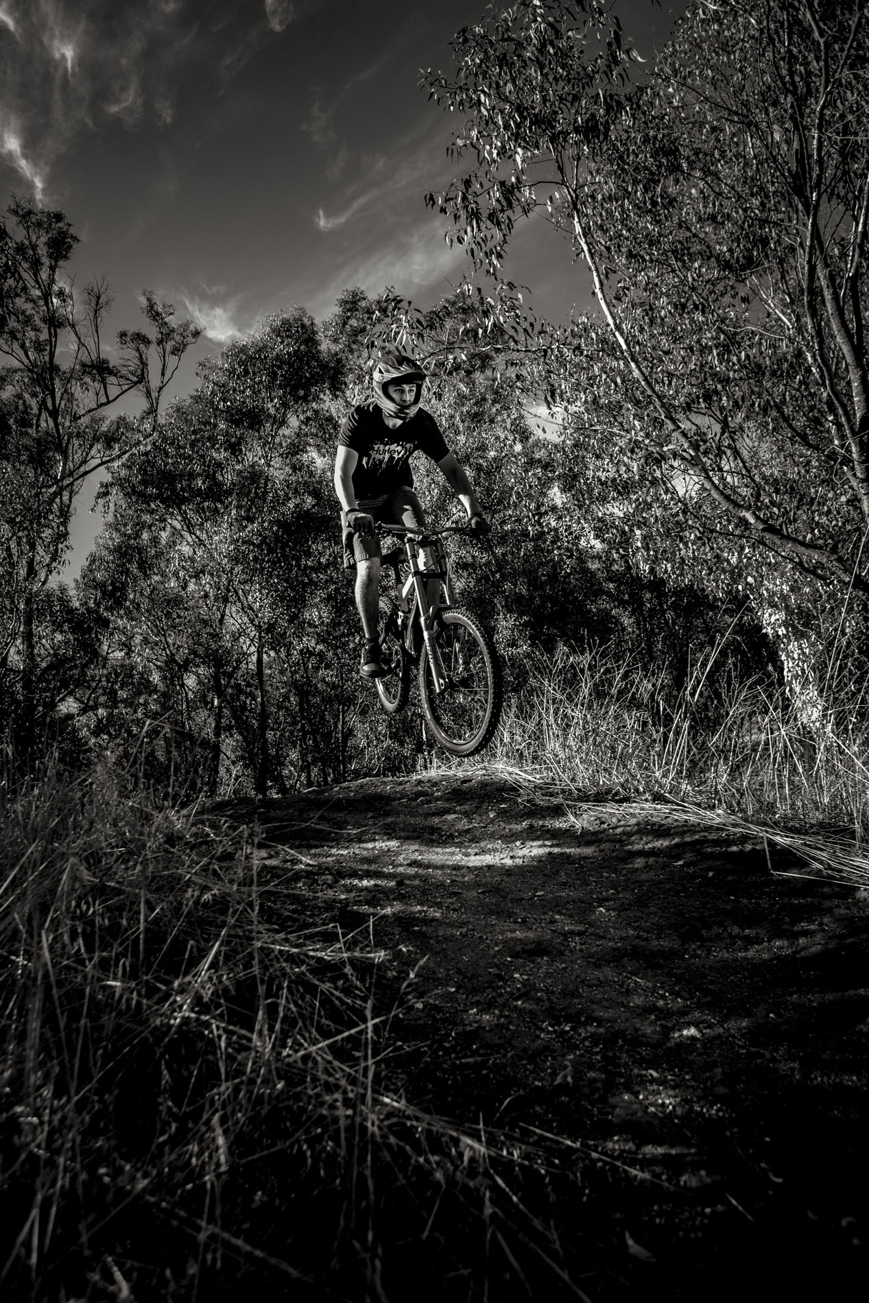 how to photograph mountain bike riders 